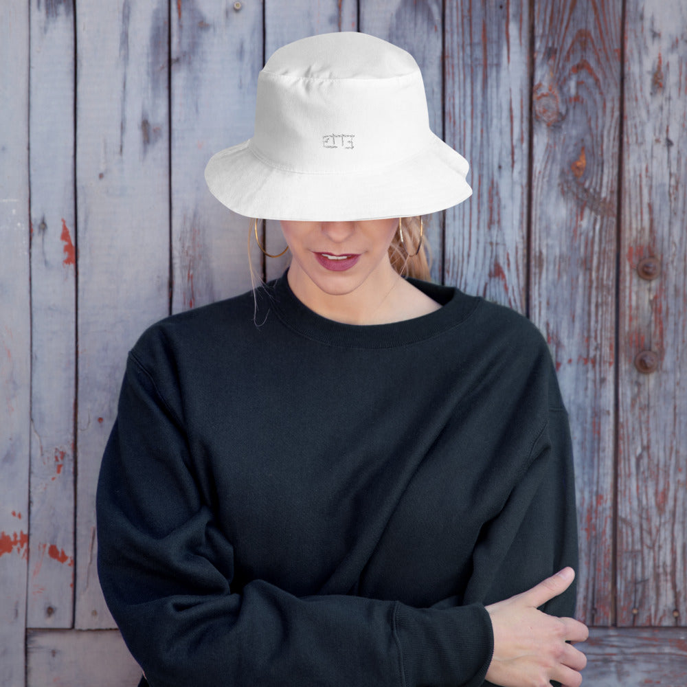 Embroidered ETTE Signature Bucket Hat